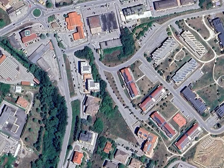 Immagine 14 di Garage in vendita  in Via Guido Polidoro a L'aquila