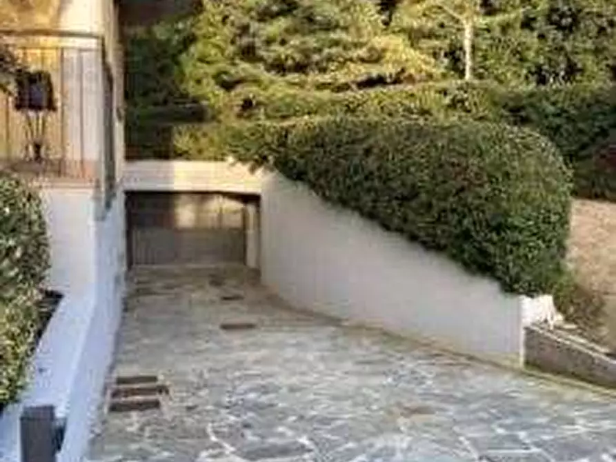 Immagine 4 di Casa bifamiliare in vendita  in Via Carroccio  a Verano Brianza