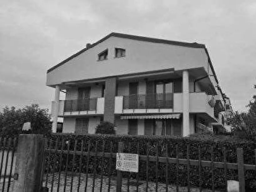 Immagine 1 di Appartamento in vendita  in Via Giovanni XXIII a Busnago