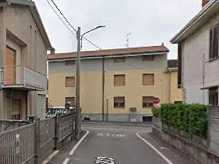 Immagine 6 di Appartamento in vendita  in Via Isonzo a Cogliate