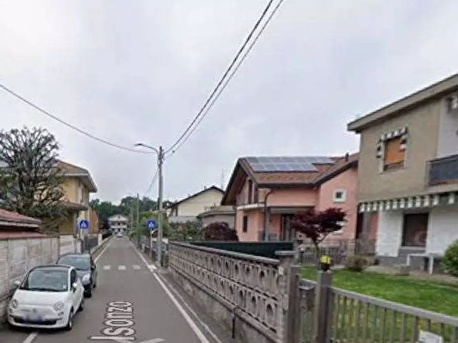 Immagine 8 di Appartamento in vendita  in Via Isonzo a Cogliate