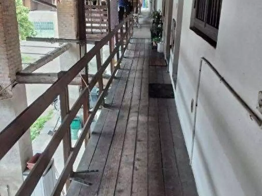 Immagine 3 di Appartamento in vendita  in Via Filippo Corridoni  a Arcore