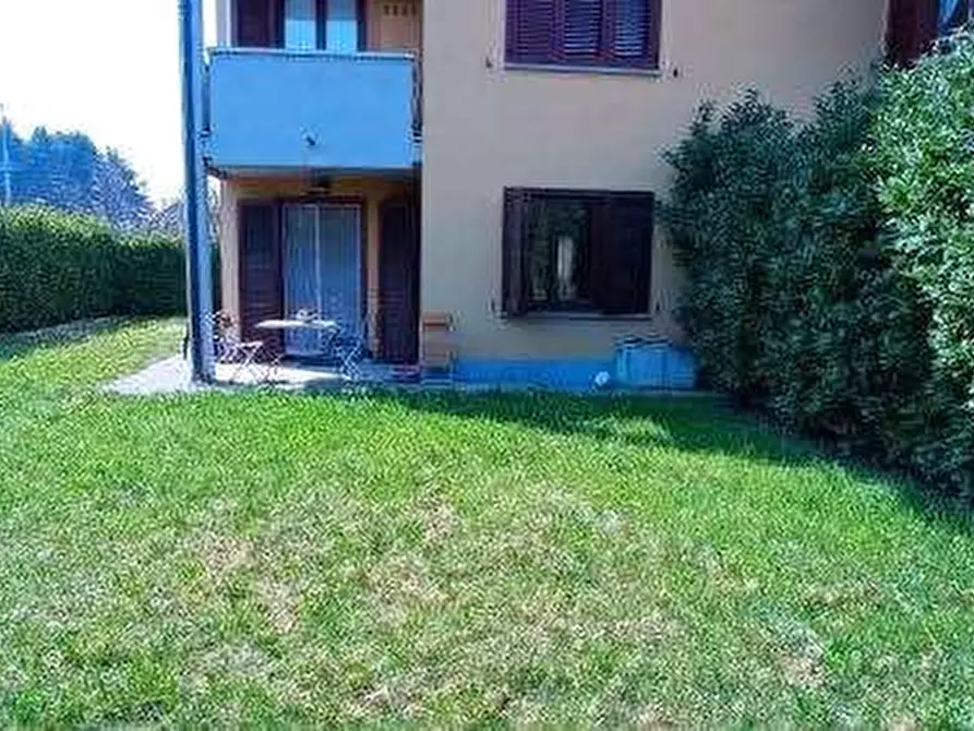 Immagine 2 di Appartamento in vendita  in Via Mazzini a Carnate