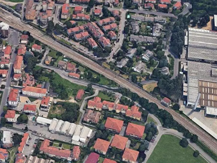 Immagine 9 di Appartamento in vendita  in Via Mazzini a Carnate