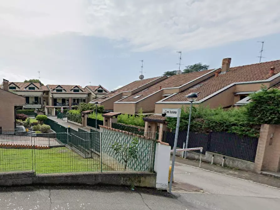 Immagine 6 di Appartamento in vendita  in Via Cascina Variona a Lesmo