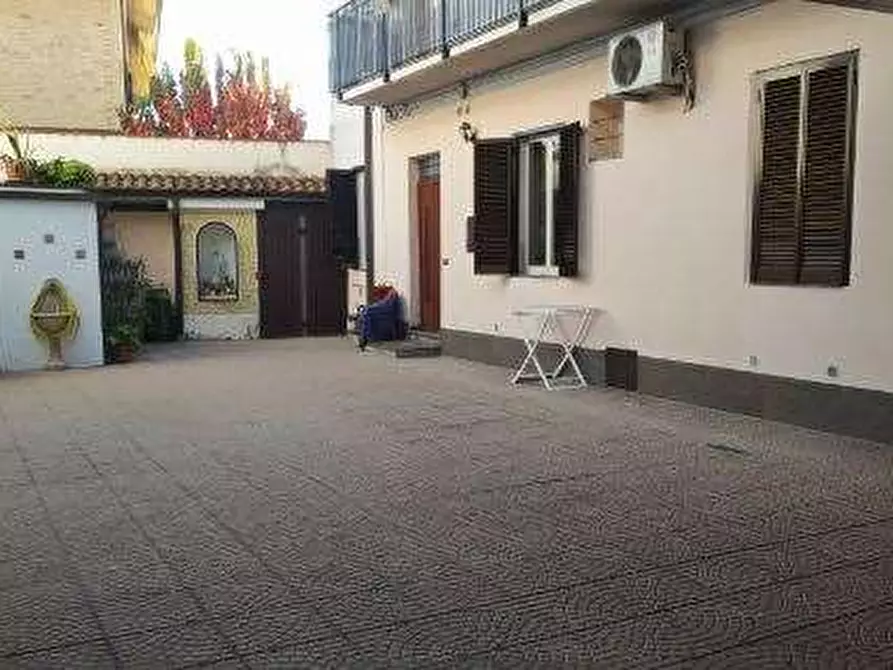 Immagine 1 di Negozio in vendita  in Via Cesare Battisti a Carugate