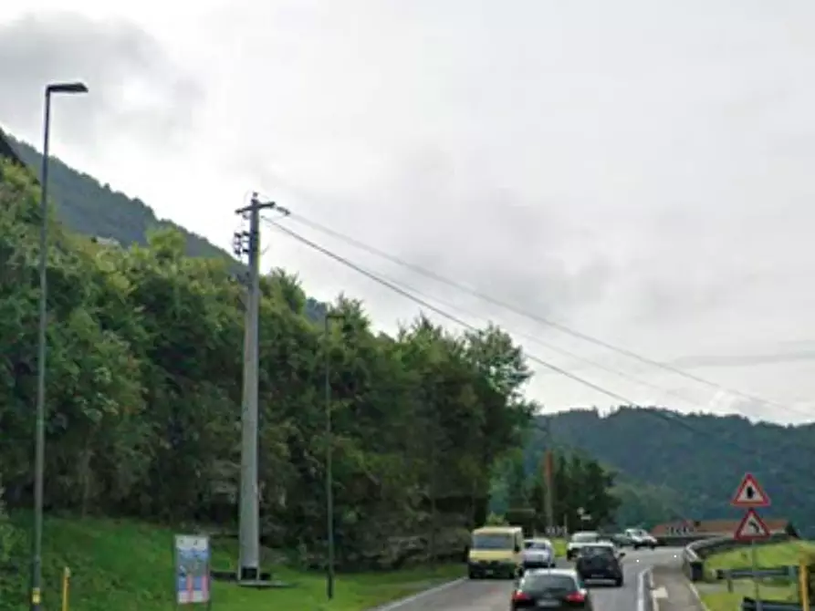 Immagine 7 di Stabile in vendita  in Viale Guglielmo Marconi a Villa D'ogna