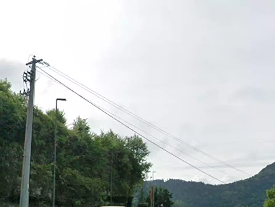Immagine 8 di Stabile in vendita  in Viale Guglielmo Marconi a Villa D'ogna