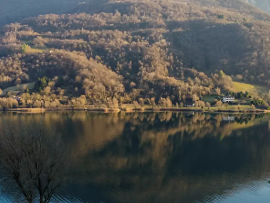 Immagine 7 di Negozio in vendita  in Via Nazionale a Ranzanico