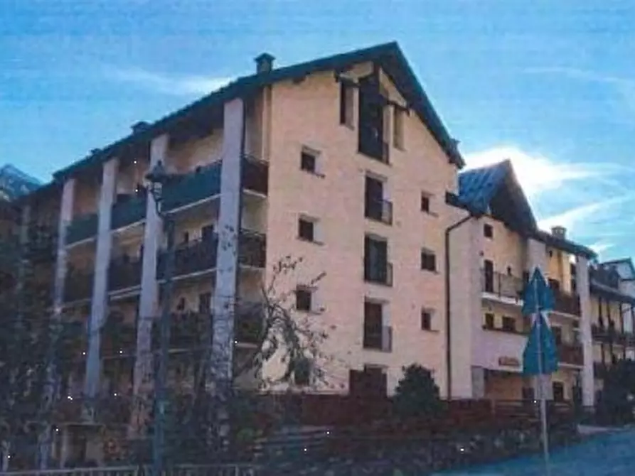Immagine 1 di Appartamento in vendita  in Via Nazionale a Corteno Golgi