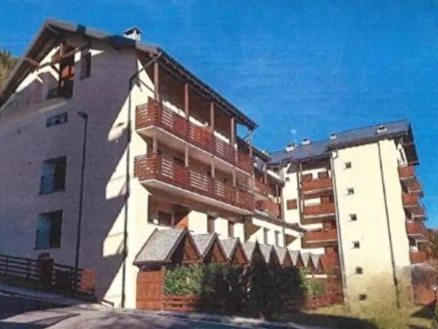 Immagine 3 di Appartamento in vendita  in Via Nazionale a Corteno Golgi