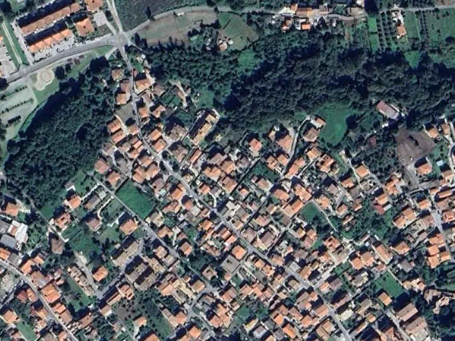 Immagine 2 di Appartamento in vendita  in Via Vittoria Colonna a Lariano