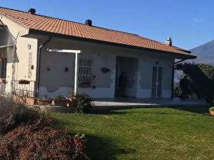 Immagine 1 di Villa in vendita  in via Pisicariello a Sant'elia Fiumerapido