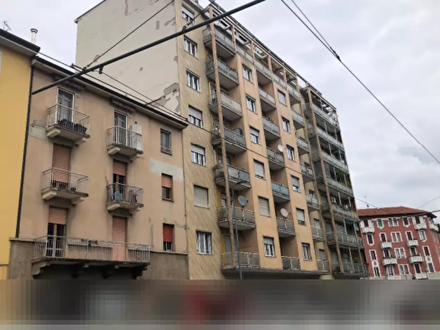 Immagine 5 di Magazzino in vendita  in Via Giambellino a Milano