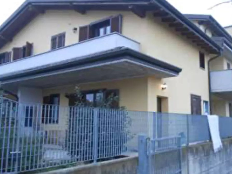 Immagine 2 di Appartamento in vendita  in Via Cascina Cavallasco a Pozzo D'adda