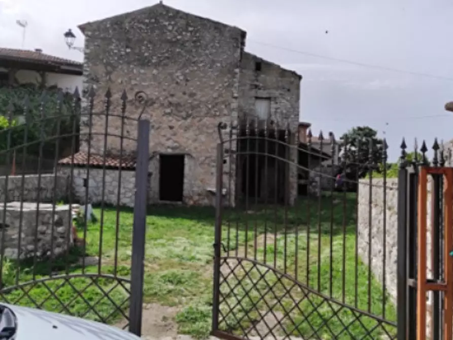 Immagine 4 di Rustico / casale in vendita  in Via Roma a Dragoni