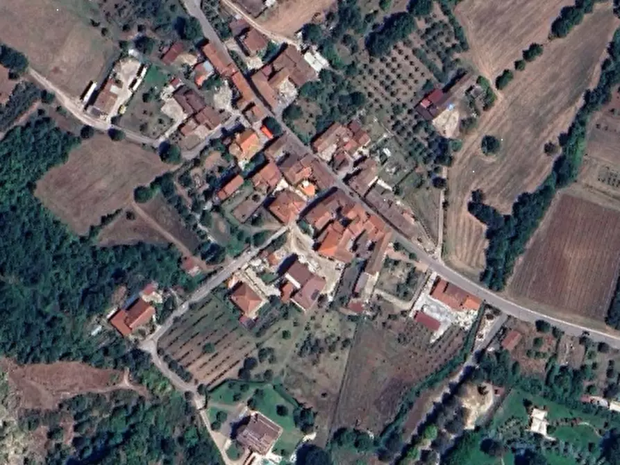Immagine 18 di Rustico / casale in vendita  in Via Roma a Dragoni