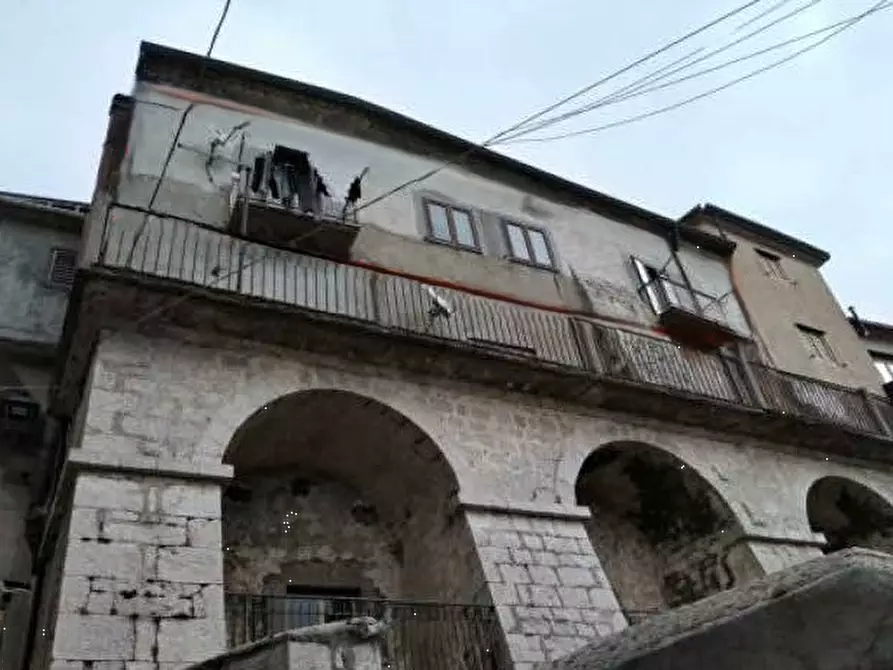 Immagine 1 di Appartamento in vendita  in Via San Giovanni a Letino