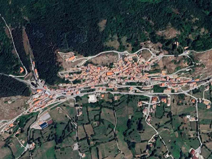 Immagine 18 di Appartamento in vendita  in Via San Giovanni a Letino