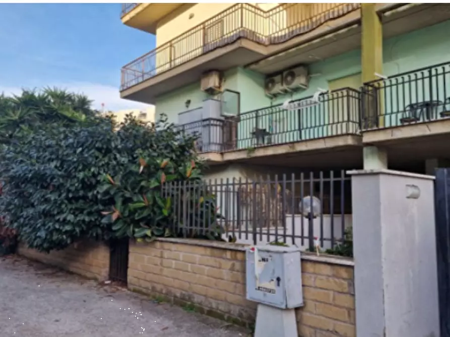 Immagine 4 di Appartamento in vendita  in C. Italia a Anzio