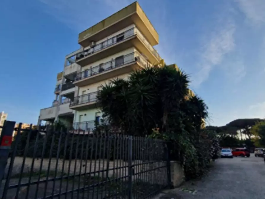 Immagine 5 di Appartamento in vendita  in C. Italia a Anzio