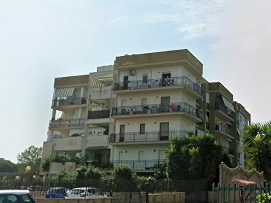 Immagine 9 di Appartamento in vendita  in C. Italia a Anzio