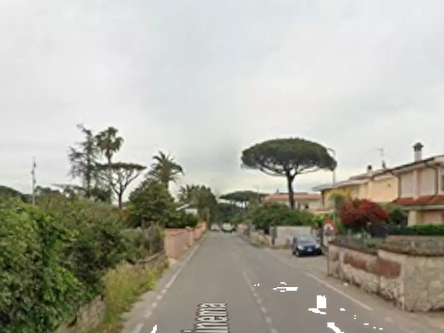 Immagine 3 di Terreno agricolo in vendita  in Via del Cinema a Anzio
