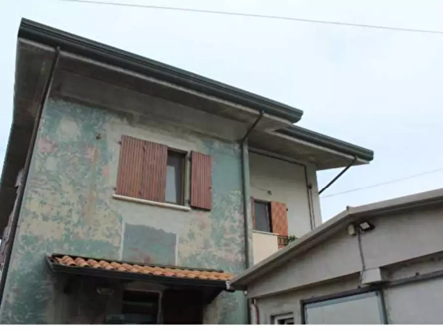 Immagine 11 di Appartamento in vendita  in Via Ticino a Cesenatico