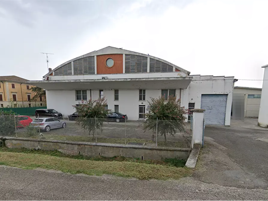 Immagine 3 di Capannone industriale in vendita  in via Bastia a Lugo