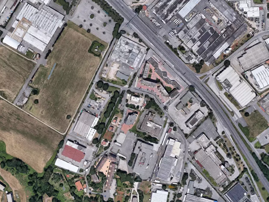 Immagine 1 di Negozio in vendita  in V. Carlo Poma a Pomezia