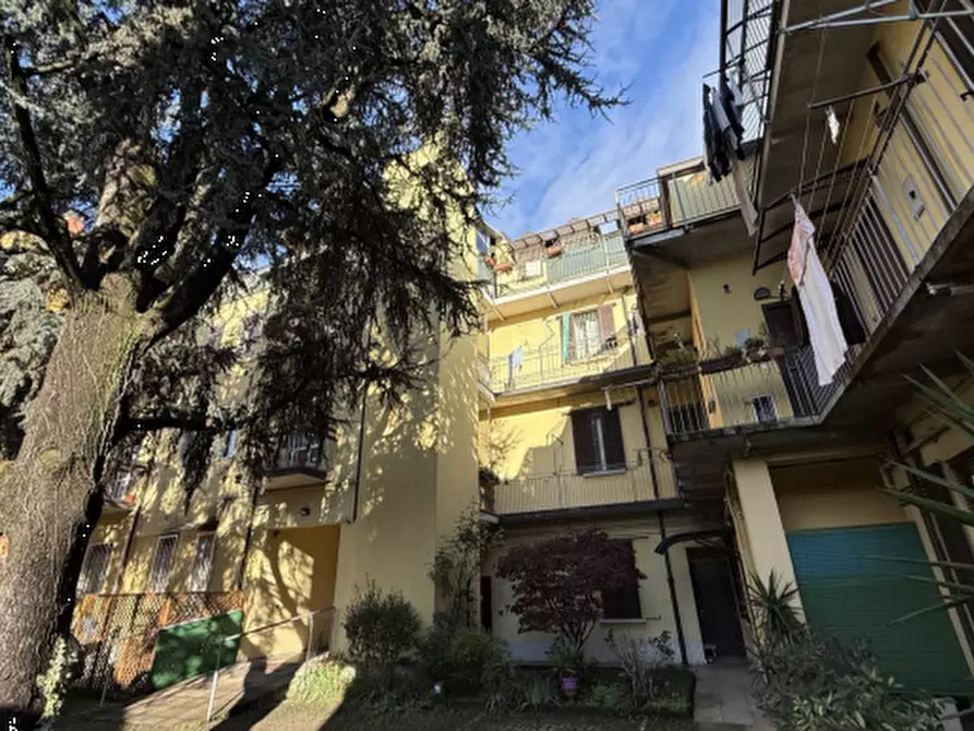 Immagine 1 di Appartamento in vendita  in Via Giuseppe Galliano a Milano