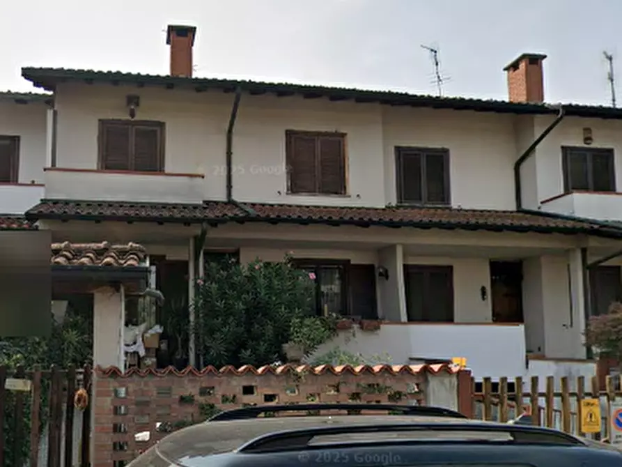 Immagine 1 di Villetta a schiera in vendita  in Via Giotto da Bondone a Assago