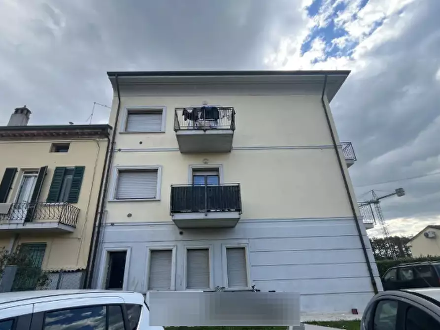 Immagine 5 di Negozio in vendita  in Via della Libertà a Russi