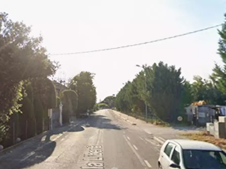 Immagine 7 di Negozio in vendita  in Via della Libertà a Russi