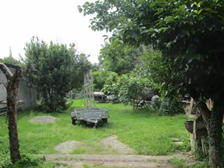 Immagine 5 di Appartamento in vendita  in Via Guglielmo Marconi, a Limbiate