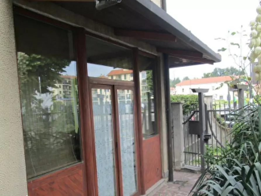 Immagine 7 di Appartamento in vendita  in Via Guglielmo Marconi, a Limbiate