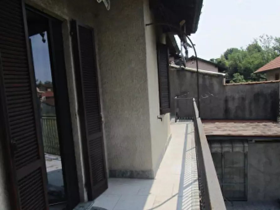 Immagine 12 di Appartamento in vendita  in Via Guglielmo Marconi, a Limbiate