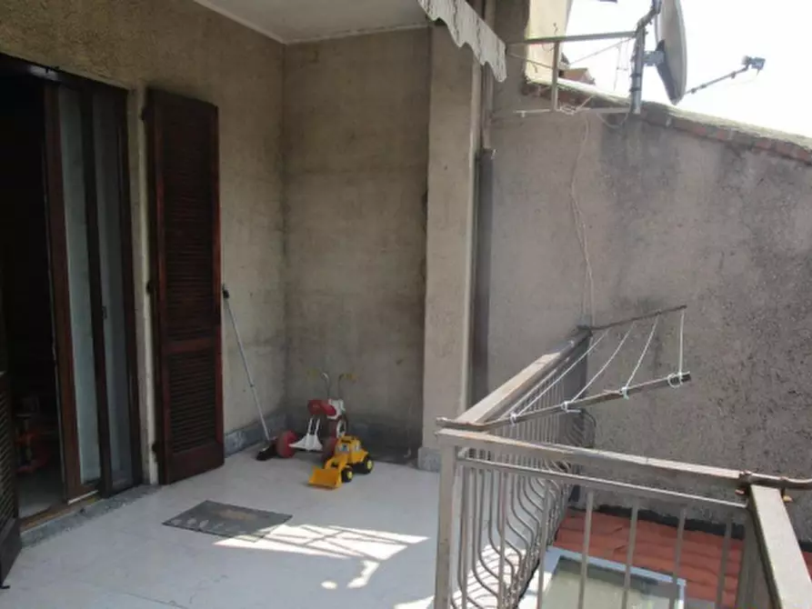 Immagine 13 di Appartamento in vendita  in Via Guglielmo Marconi, a Limbiate