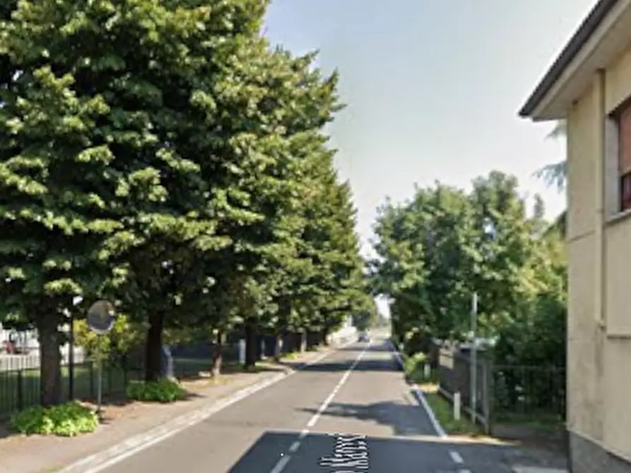 Immagine 16 di Appartamento in vendita  in Via Guglielmo Marconi, a Limbiate
