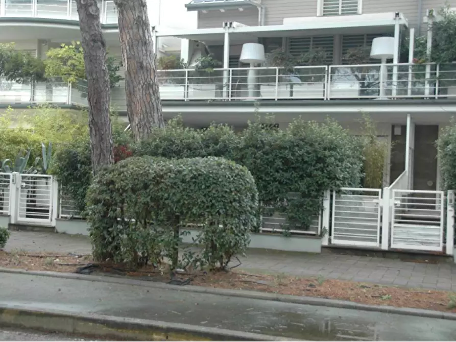Immagine 2 di Appartamento in vendita  in Viale Ravenna a Cervia