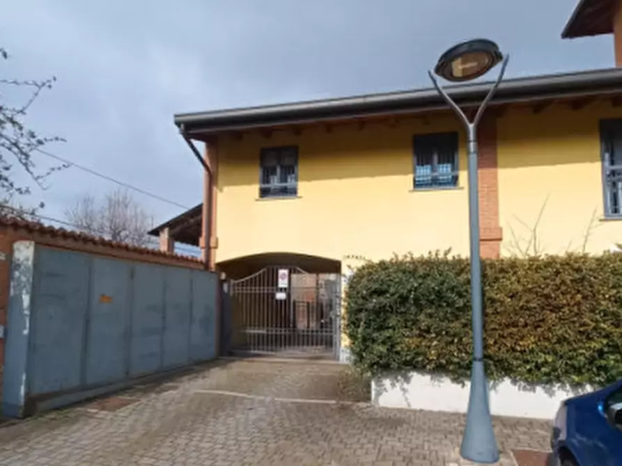 Immagine 4 di Appartamento in vendita  in Via Antonio Gramsci a Arese