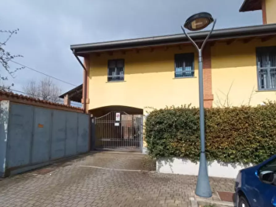 Immagine 6 di Appartamento in vendita  in Via Antonio Gramsci a Arese