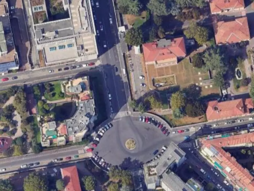 Immagine 11 di Appartamento in vendita  in Via Luigi Prinetti a Milano