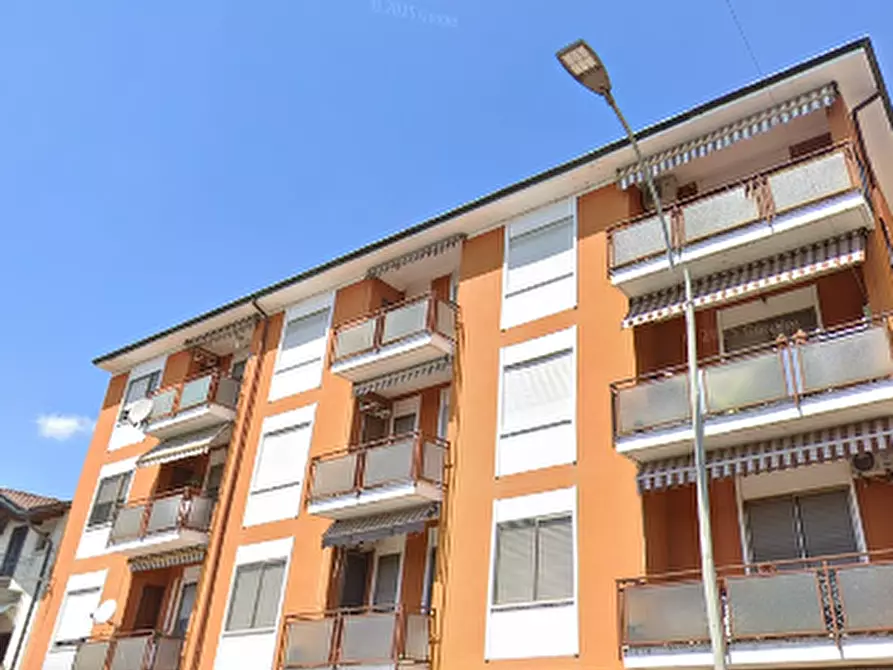 Immagine 17 di Appartamento in vendita  in Via Umberto I a Palestro