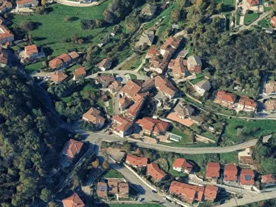 Immagine 8 di Rustico / casale in vendita  in Via Gazzolo a Serle