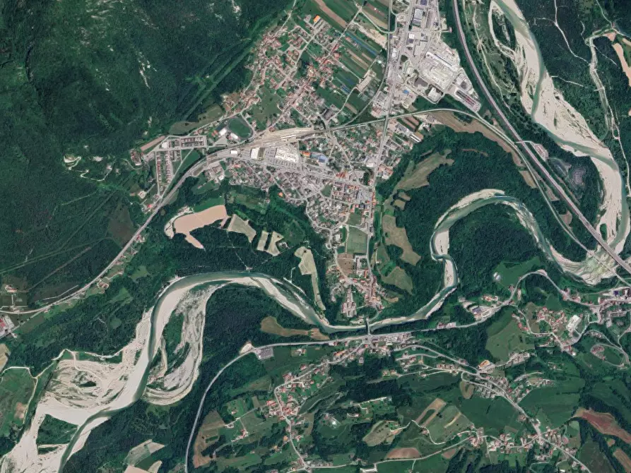 Immagine 8 di Laboratorio in vendita  in Viale Roma a Ponte Nelle Alpi