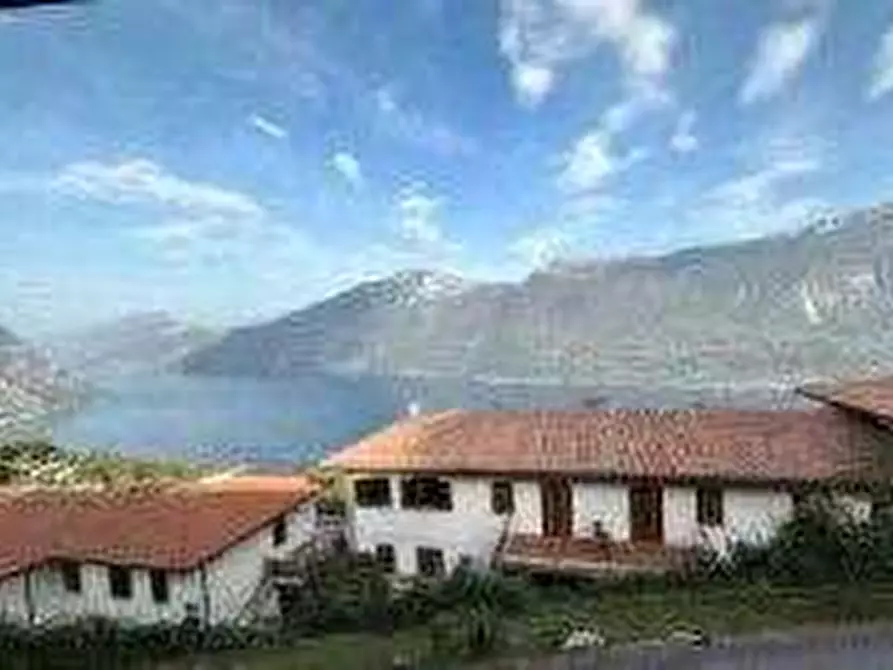 Immagine 6 di Garage in vendita  in Via Fontane a Tremosine