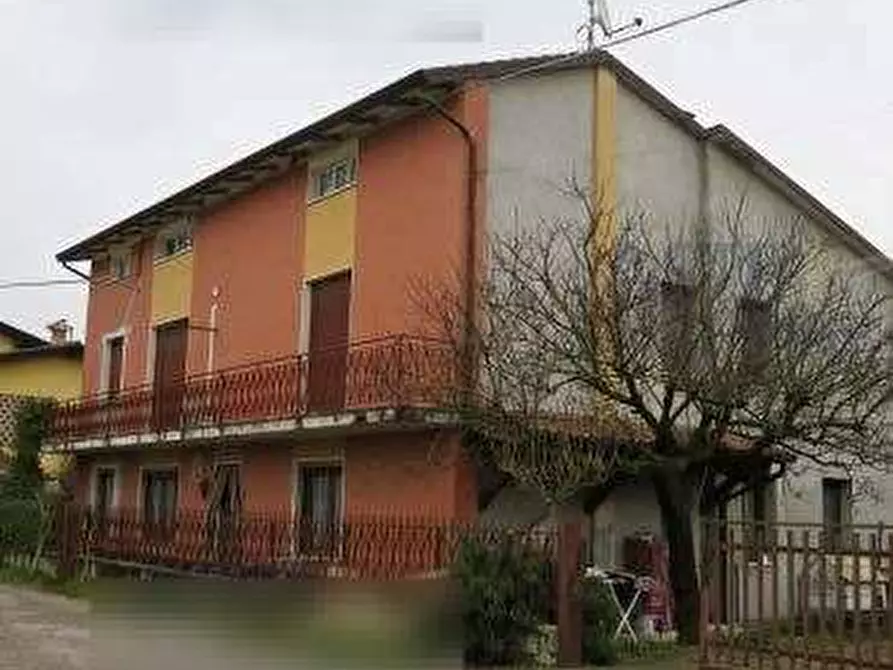Immagine 2 di Porzione di casa in vendita  in Località Ponte del Cantone a Pozzolengo