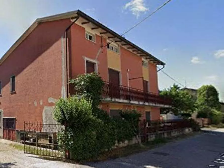 Immagine 8 di Porzione di casa in vendita  in Località Ponte del Cantone a Pozzolengo