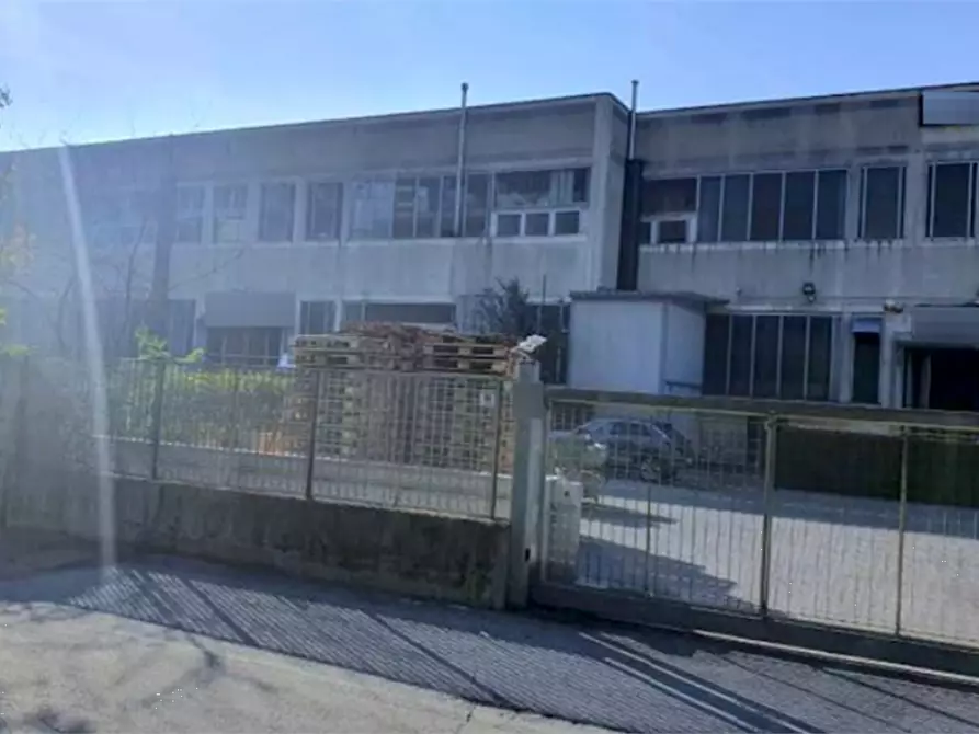 Immagine 4 di Laboratorio in vendita  in Via Fratelli Capponi a Sarezzo